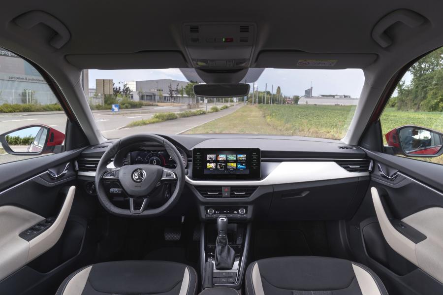 Торпедо Skoda Kamiq 2019 года  (WW) (фото 199 из 217)
